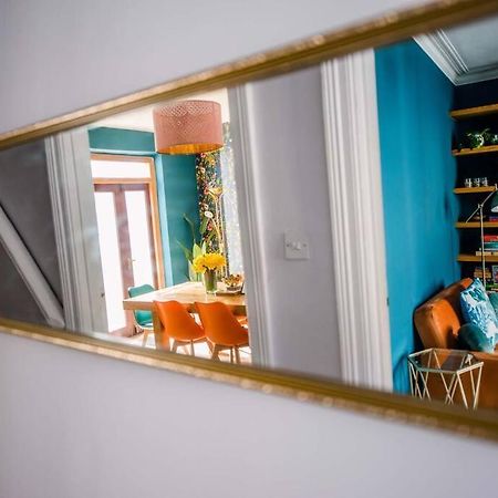 Villa Gorgeous Victorian House Sleeps 6 In Cardiff Exterior foto