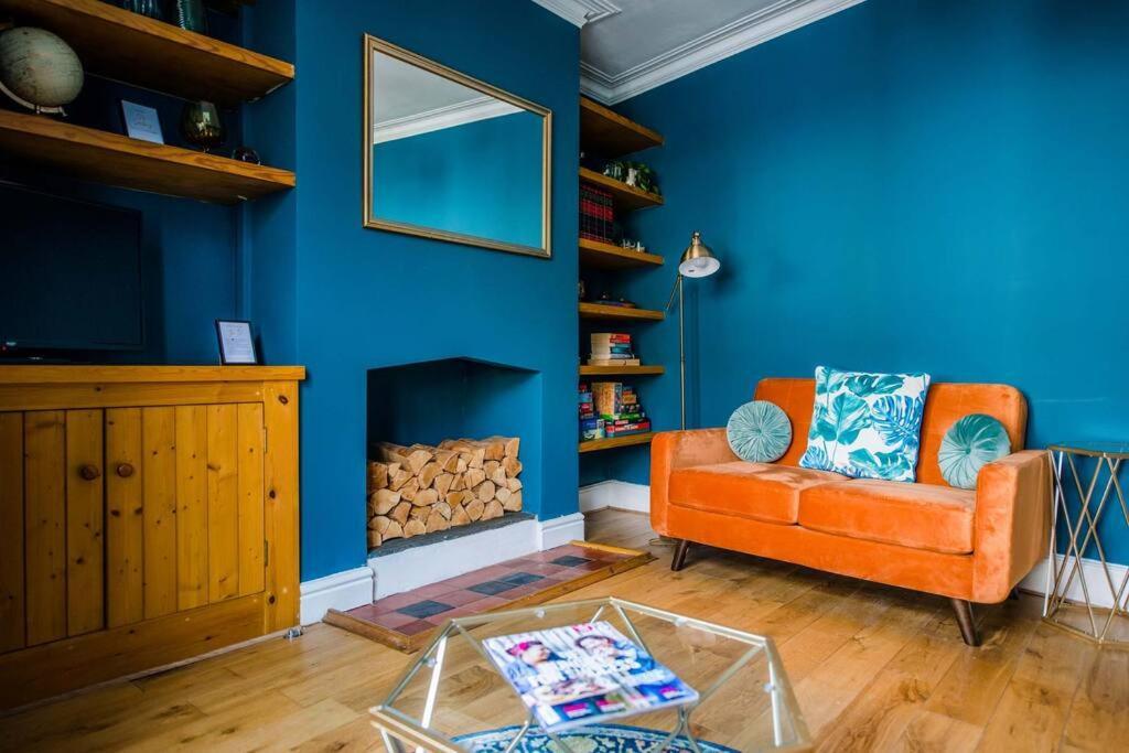 Villa Gorgeous Victorian House Sleeps 6 In Cardiff Exterior foto