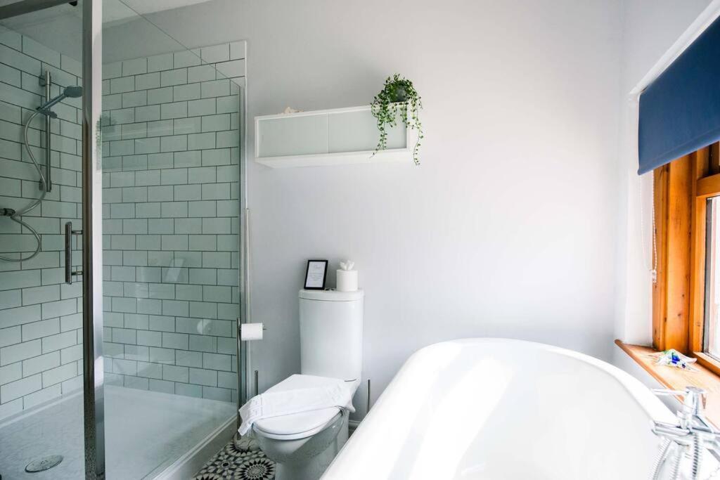 Villa Gorgeous Victorian House Sleeps 6 In Cardiff Exterior foto