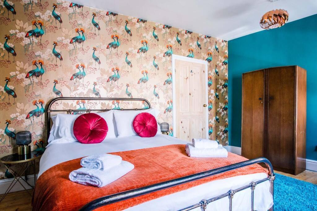 Villa Gorgeous Victorian House Sleeps 6 In Cardiff Exterior foto