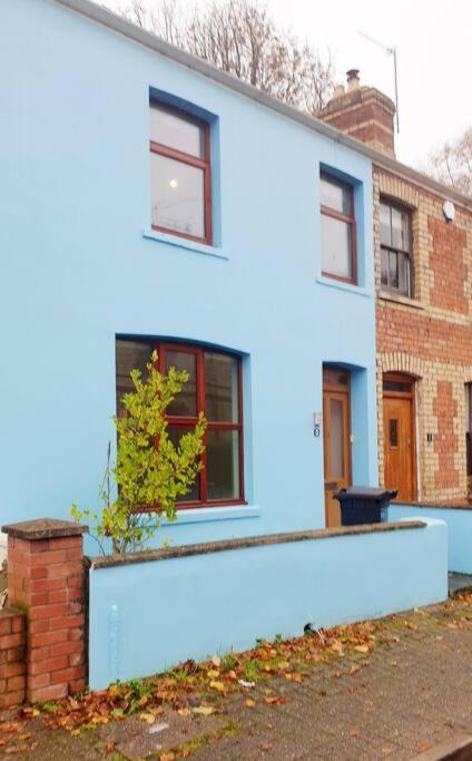Villa Gorgeous Victorian House Sleeps 6 In Cardiff Exterior foto